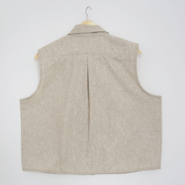 BLUSA SIN MANGAS COLOR BEIGE
