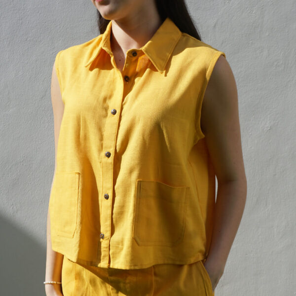 BLUSA SIN MANGAS AMARILLA