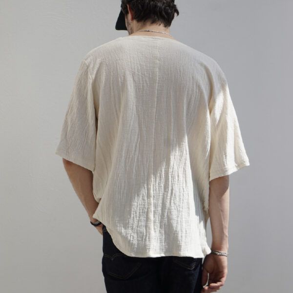 CAMISETA CUELLO RECTO EN MANTA