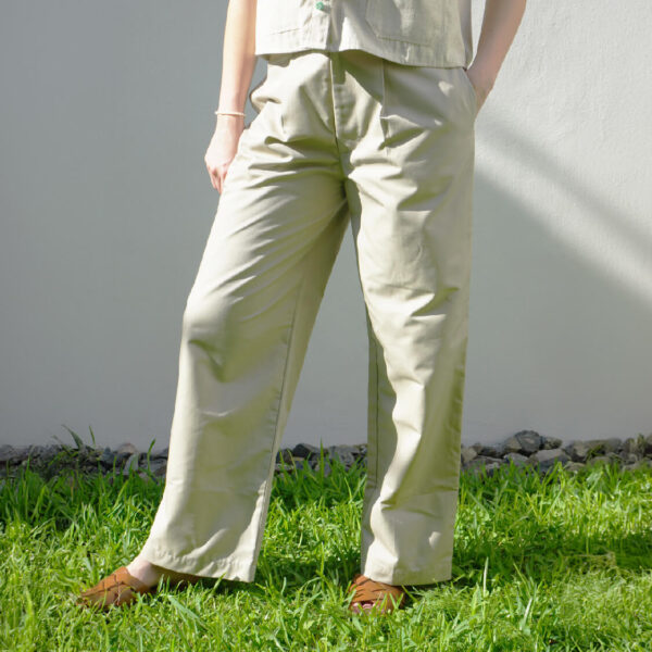 PANTALÓN BEIGE