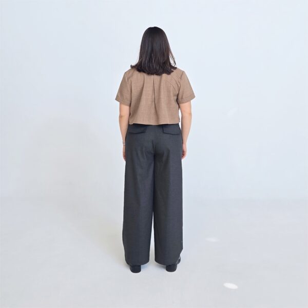 BLUSA CAMEL SIN MANGAS